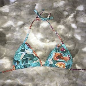 SOLD ON Ⓜ️ercari. Triangle Ruffle Top